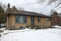 745 LEROY Avenue Upper, London East, ON N5Y 4G6