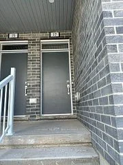 990 Deveron Crescent 17, London South, On N5z 5a4