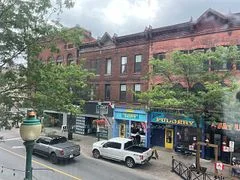 64 King Street W, Brockville, ON K6V 3P9