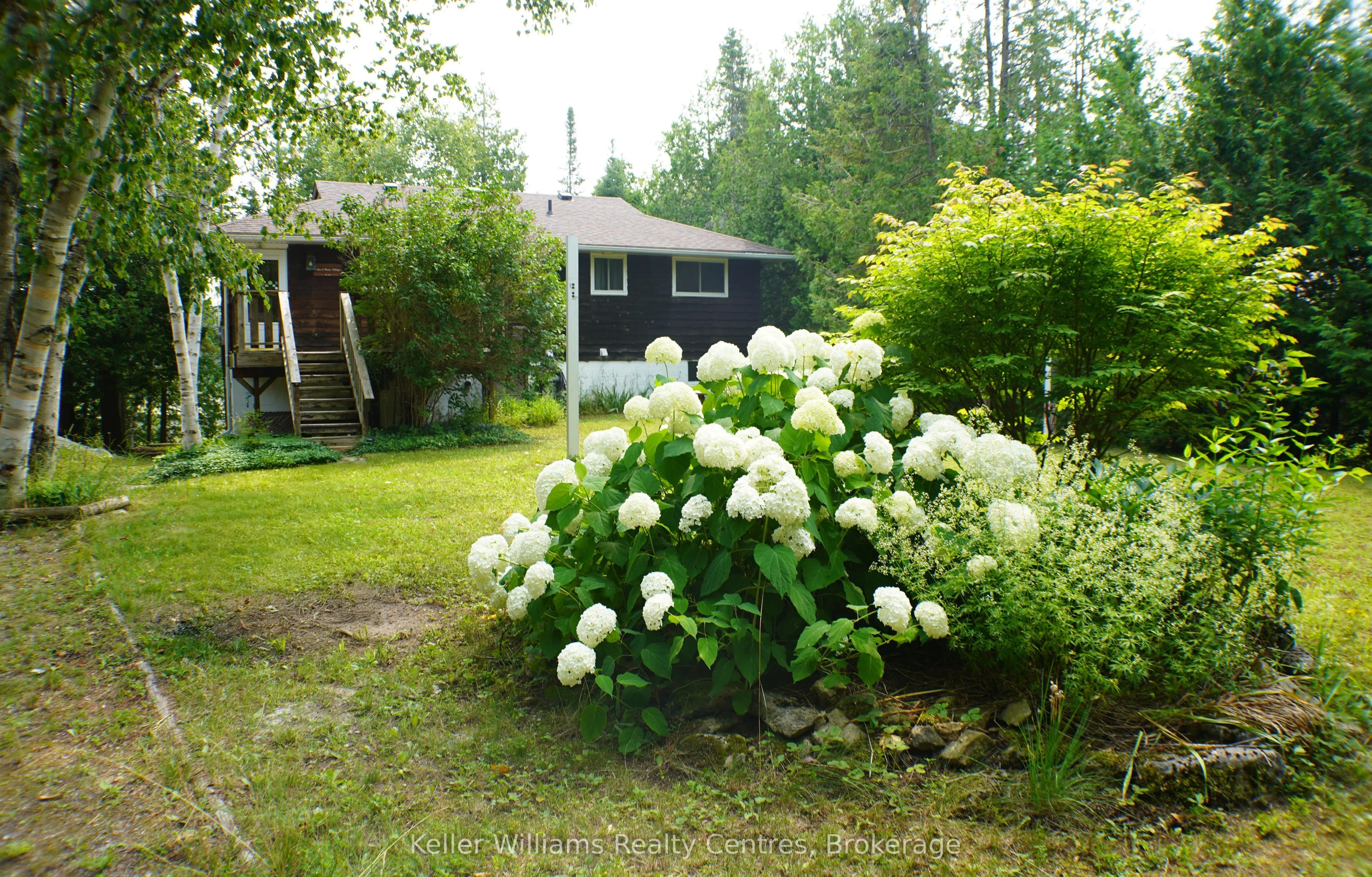 1 CARDINAL Crescent, Northern Bruce Peninsula, ON N0H 1Z0