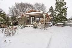 59 Canterbury Avenue, Stratford, ON N5A 4V8