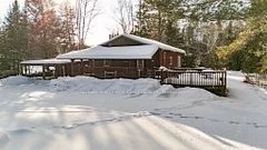24-30 Robert Road W, Huntsville, On P1h 2j4