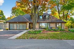 230 Sandridge Road, Rockcliffe Park, ON K1L 5A2