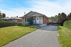 814 Pleasant Park Road A, Elmvale Acres and Area, ON K1G 1Y9