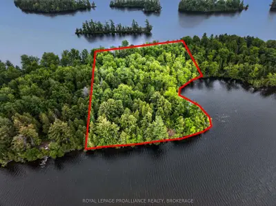 Pt Island B Gracey's Island, Frontenac, On K0h 2p0