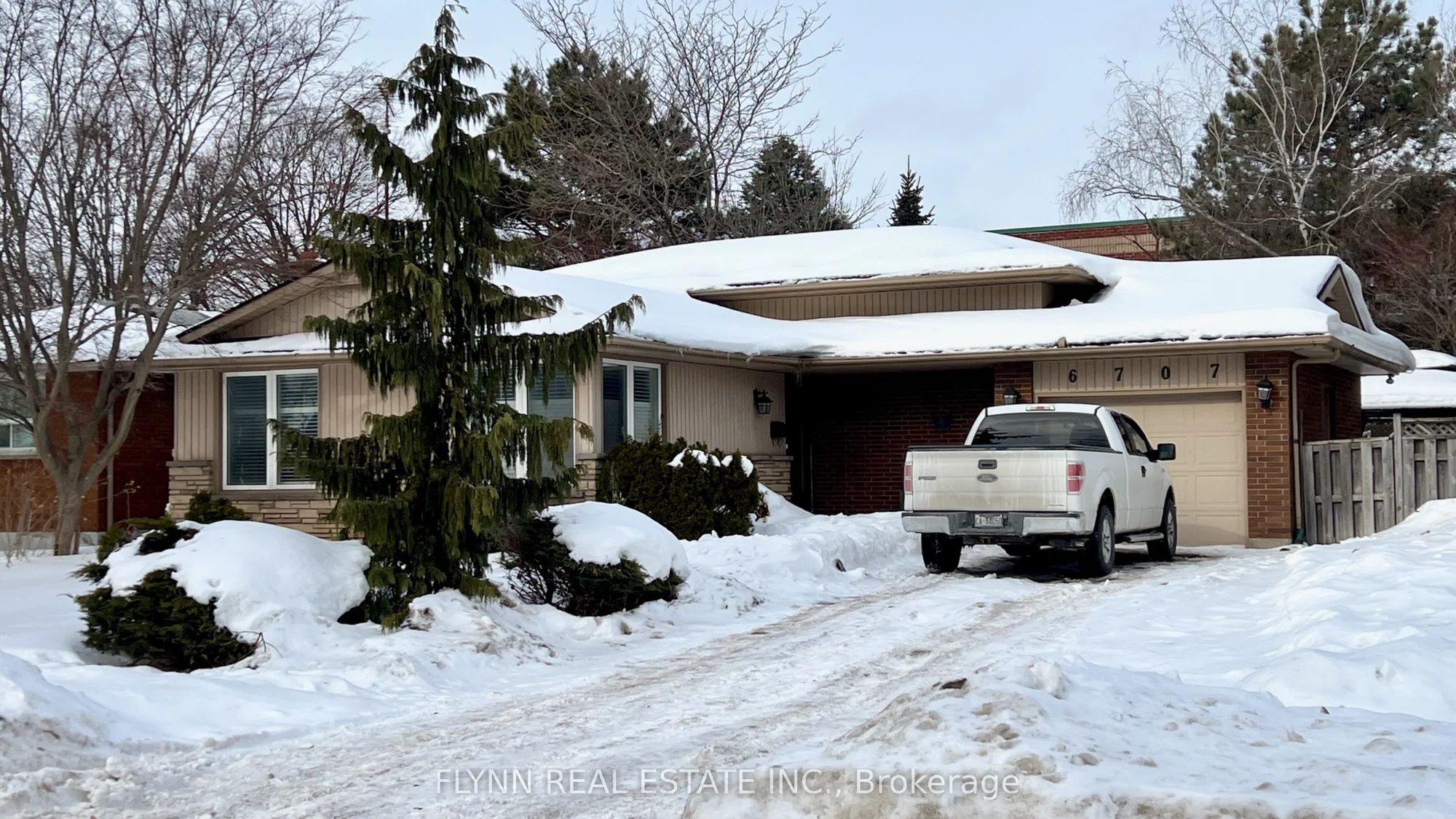 6707 CRAWFORD Street, Niagara Falls, ON L2E 5Z3
