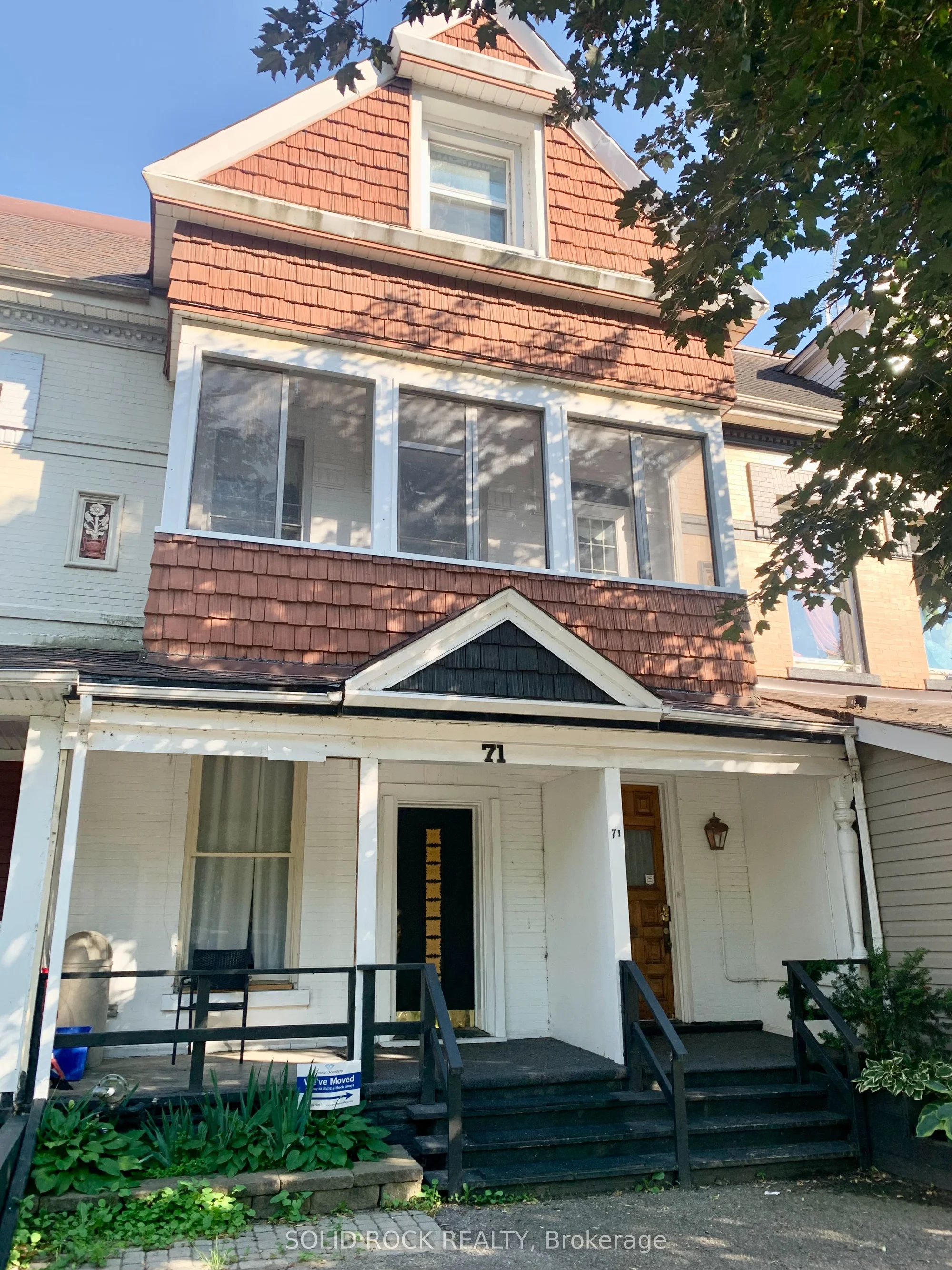 71 King Street E D, Brockville, ON K6V 1B1