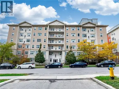 251 Lester Street 402, Waterloo, On N2l 3w6