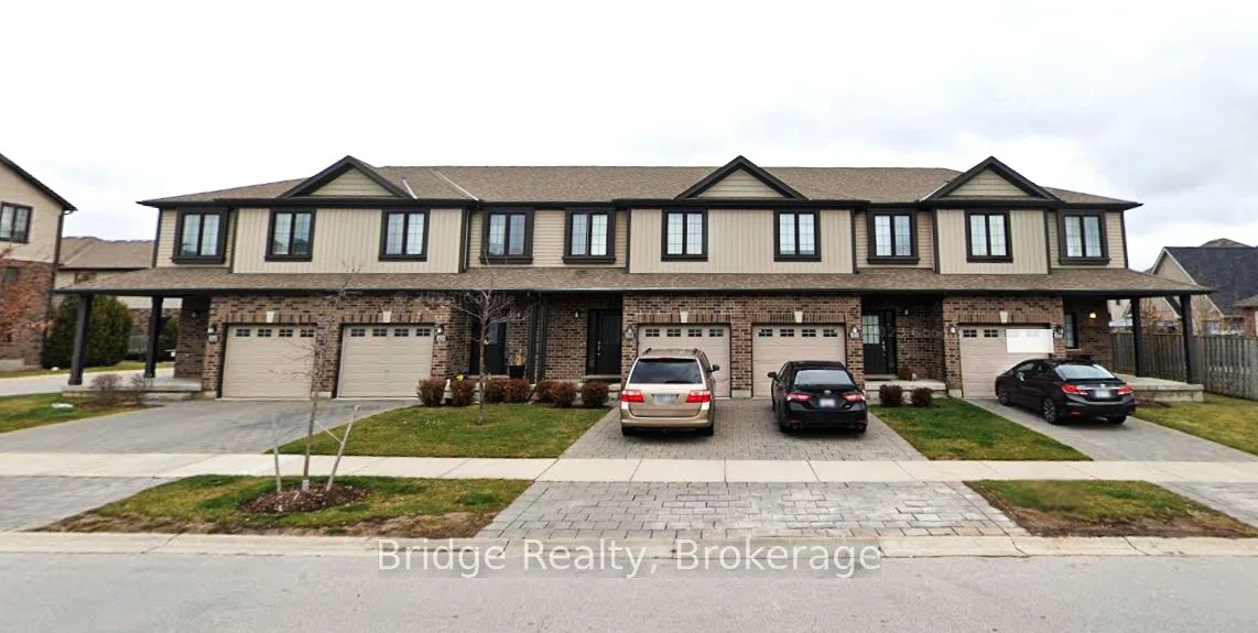 1016 Oakcrossing Gate 10, London North, ON N6G 0H1