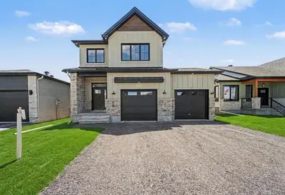 68 Helen Street, North Stormont, On K0a 1r0