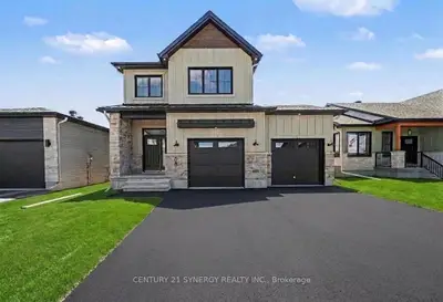 68 Helen Street, North Stormont, On K0a 1r0