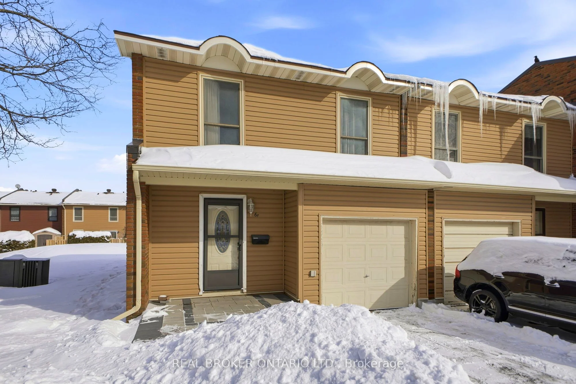 6 Arnold Drive F, Bells Corners and South to Fallowfield, ON K2H 6V9