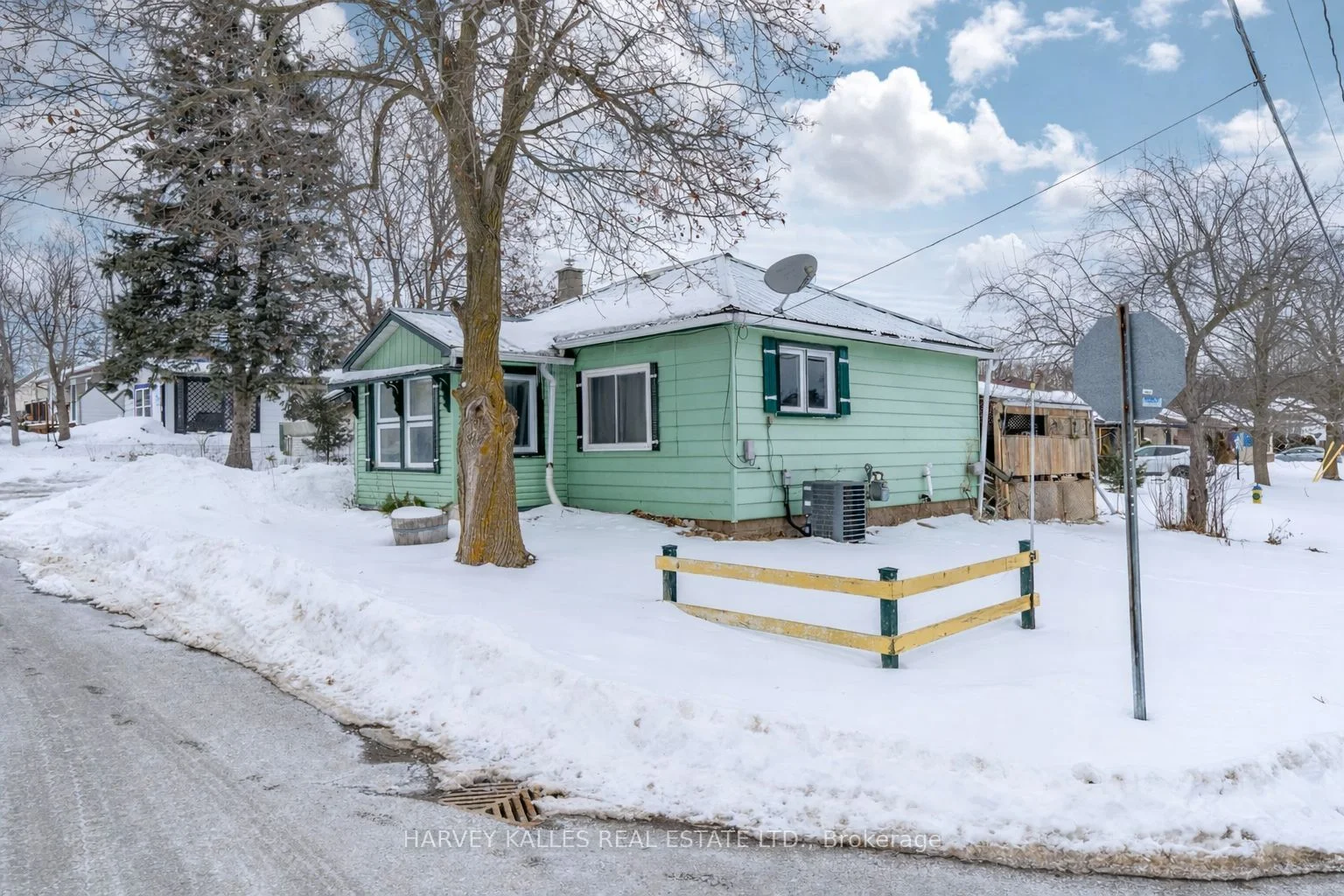30 Maitland Street, Prince Edward County, On K0k 2t0