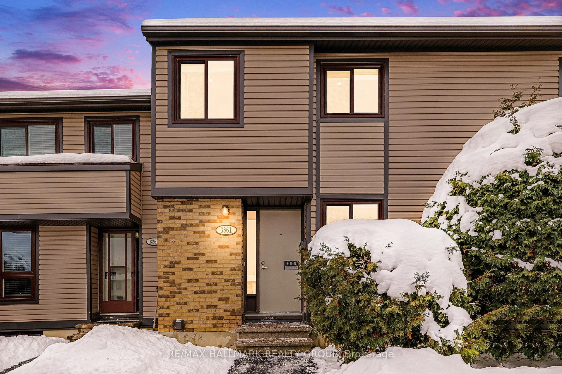 6861 Bilberry Drive, Orleans - Convent Glen and Area, ON K1C 2E8