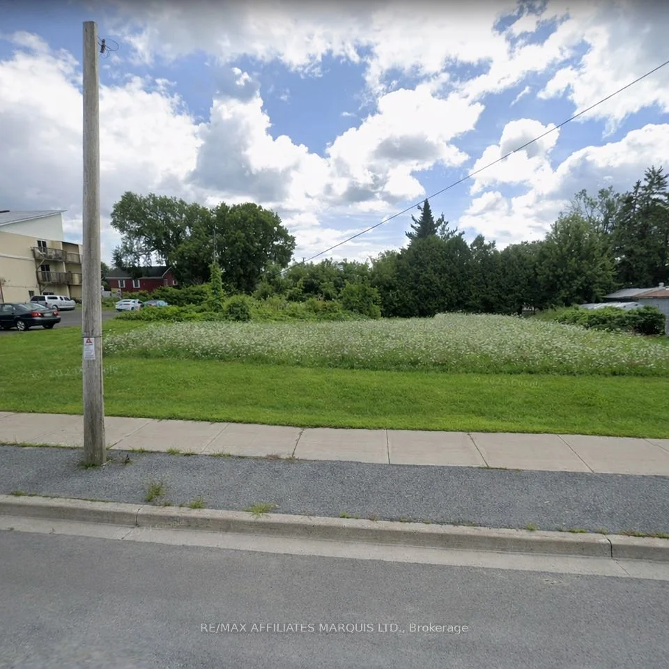 8 South Terrace Street, South Glengarry, On K0c 1n0