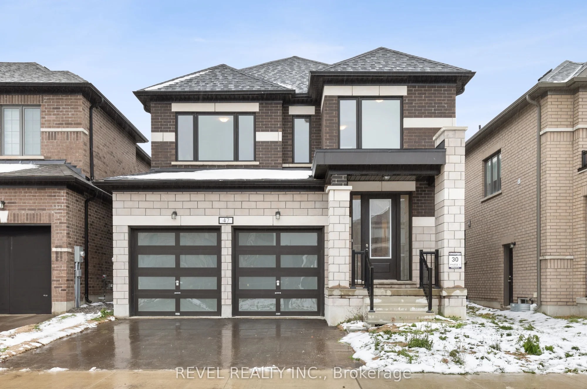 47 Corley Street, Kawartha Lakes, On K9v 6c2