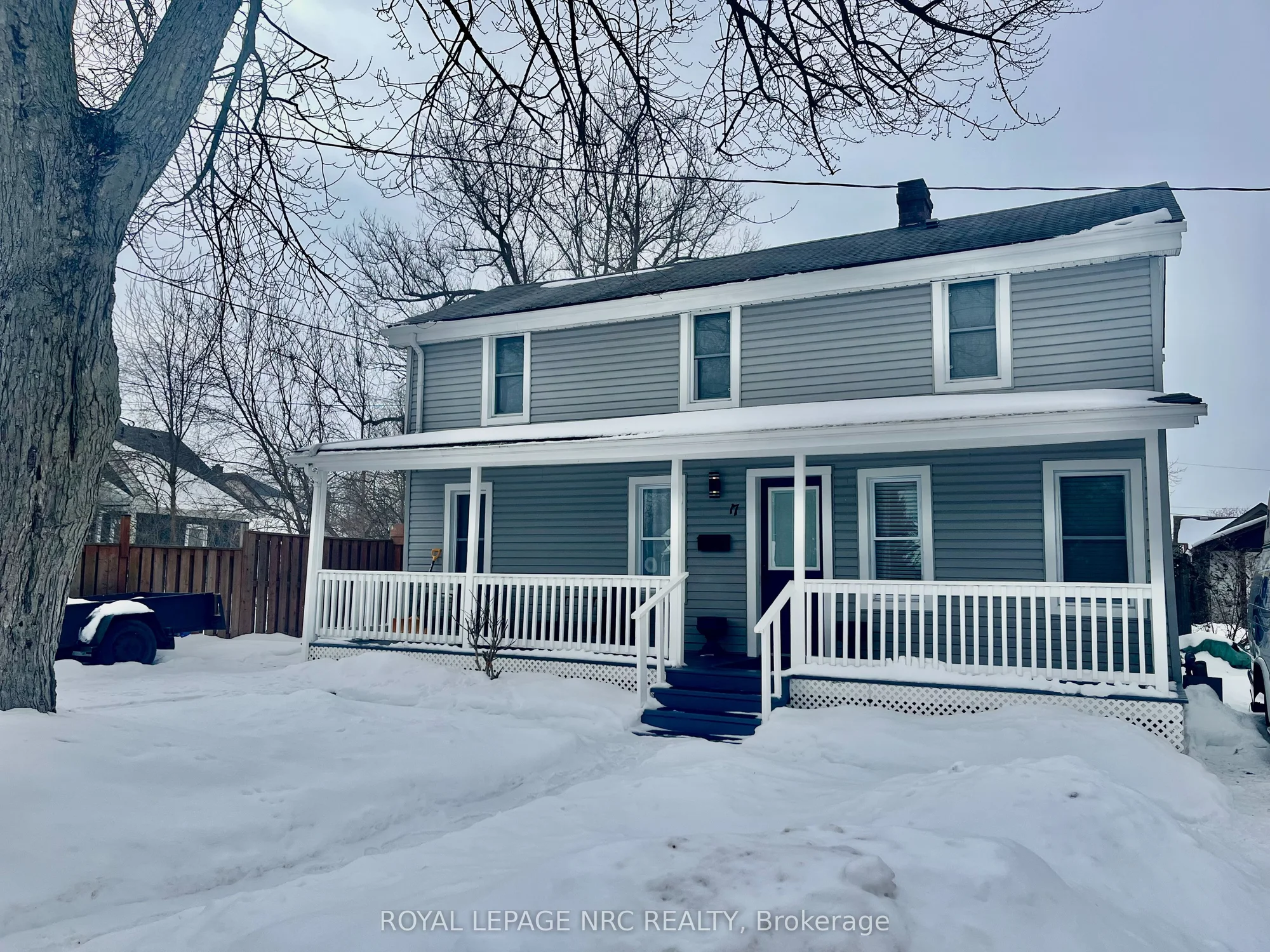 17 Windsor Avenue, Fort Erie, ON L2A 5L8