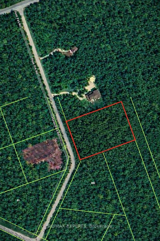 27 Huron Park Road, Northern Bruce Peninsula, ON N0H 1W0