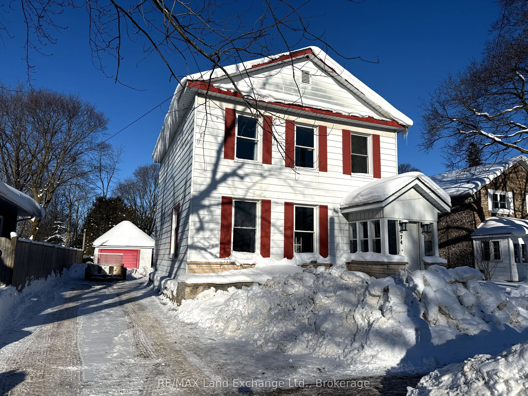 74 Albert Street N, Saugeen Shores, ON N0H 2L0