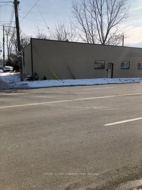 79 Forhan Street, Chatham-kent, On N8a 3r9