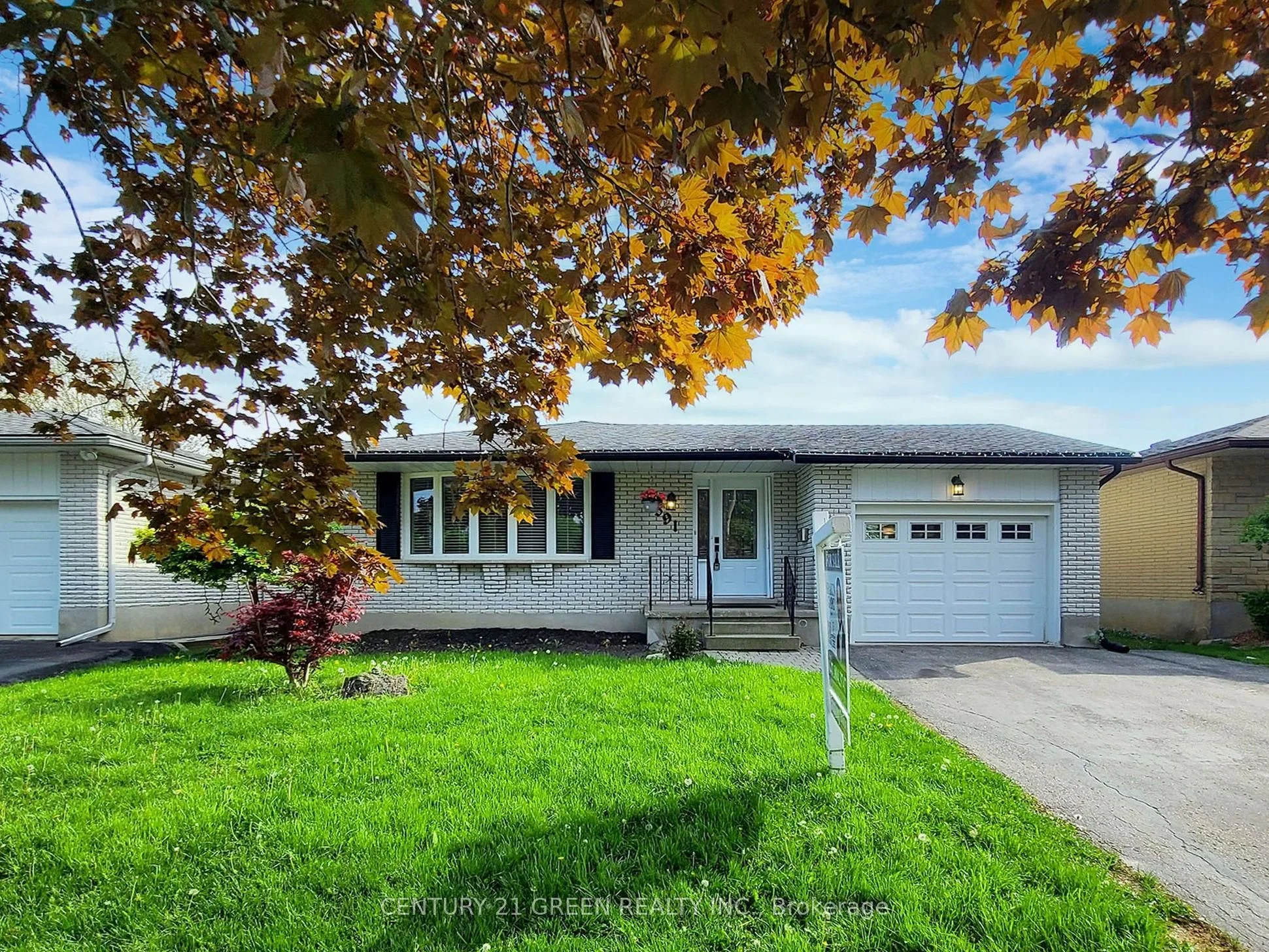 591 Dogwood Lane, Waterloo, On N2l 4y1