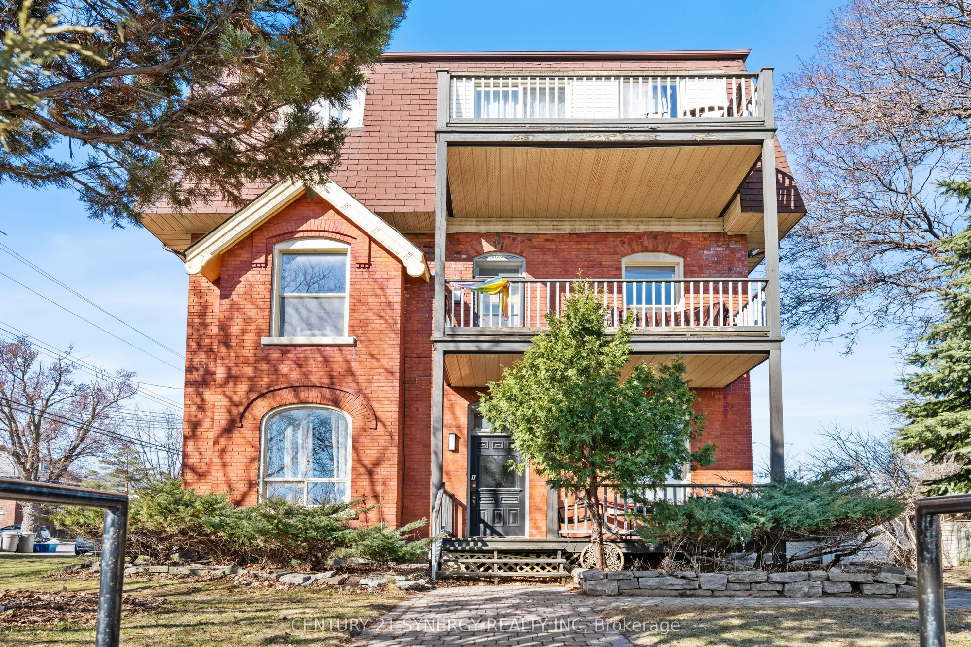 190 Bayswater Avenue 1, Dows Lake - Civic Hospital And Area, On K1y 4n4