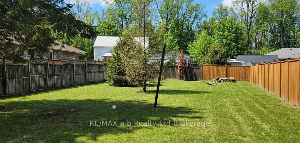 10 North Court E, Norwich, On N0j 1p0