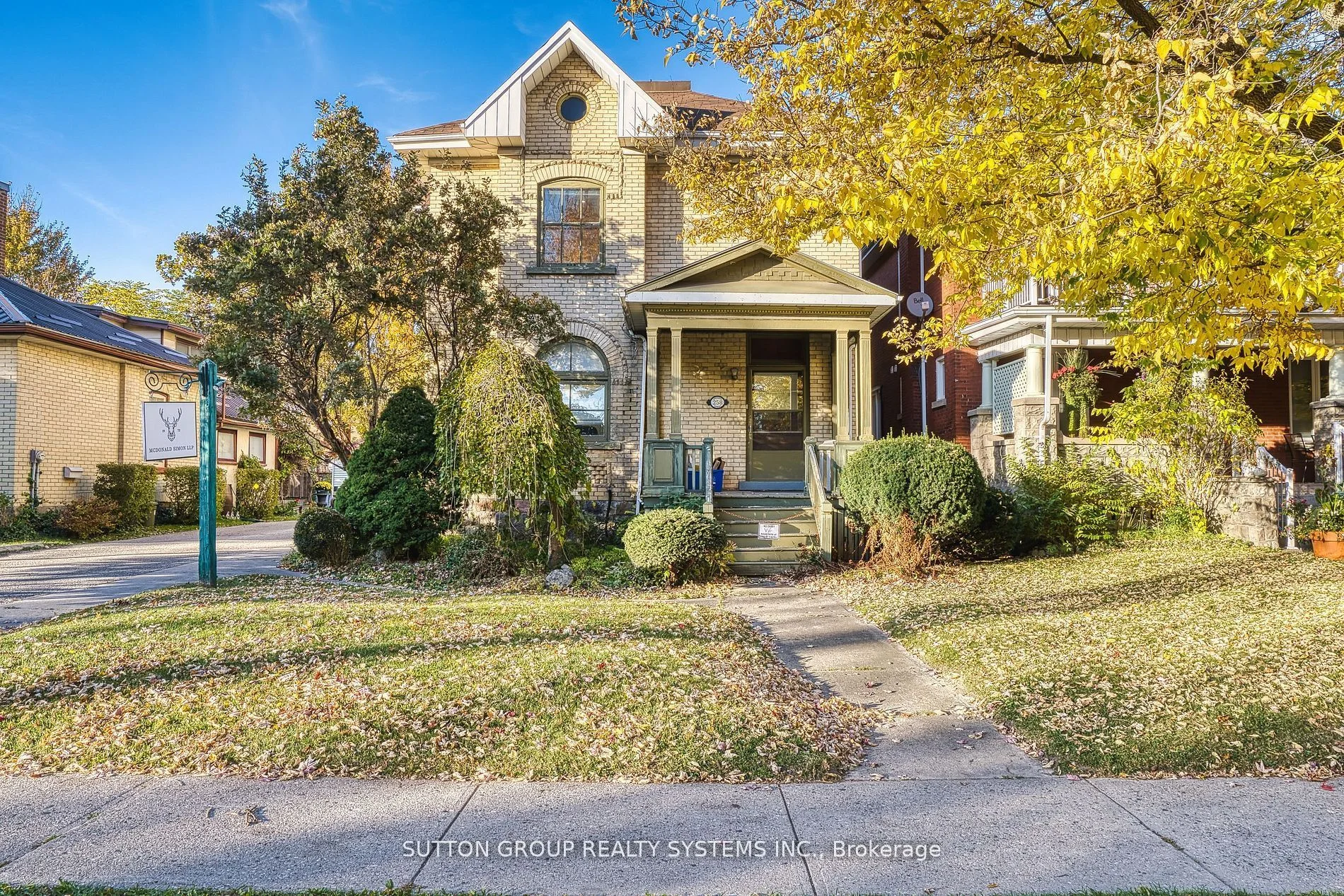258 Ontario Street, Stratford, On N5a 3h5