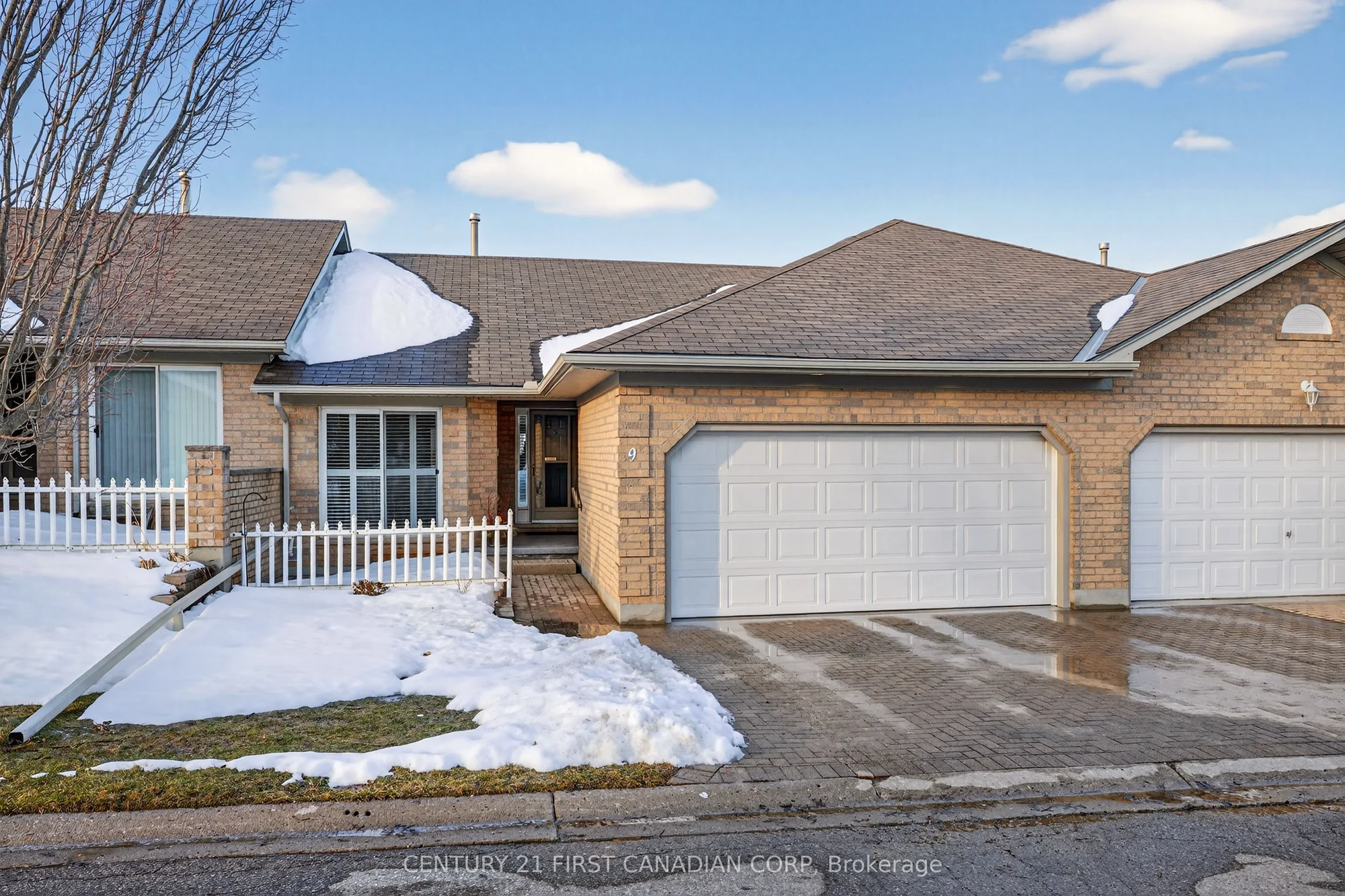 861 Shelborne Street 9, London South, ON N5Z 5C5