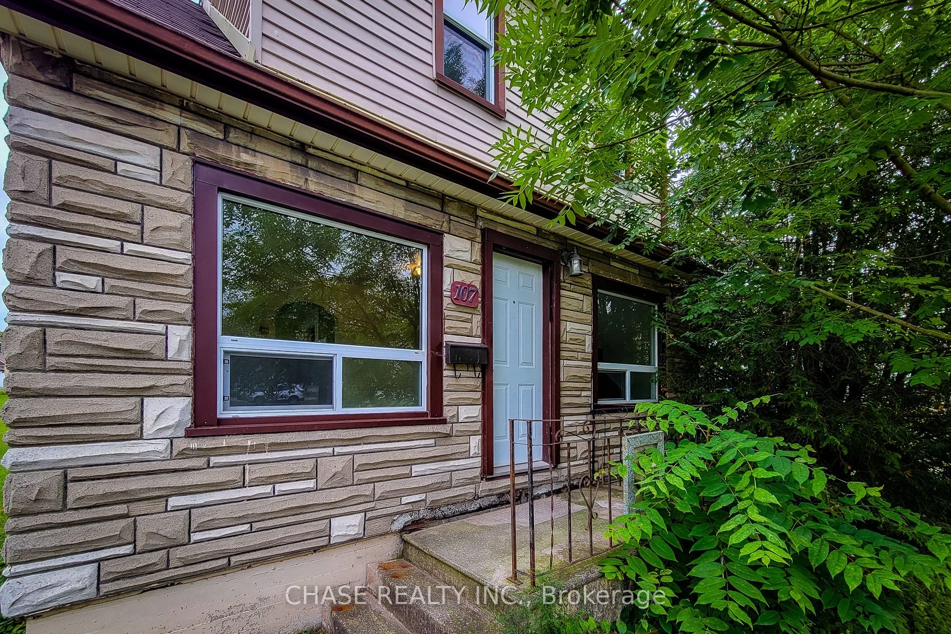 107 Saint George Street, Welland, On L3c 5n5