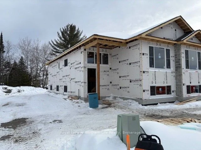 36 Meadow Wood Court, North Bay, ON P1A 4L5
