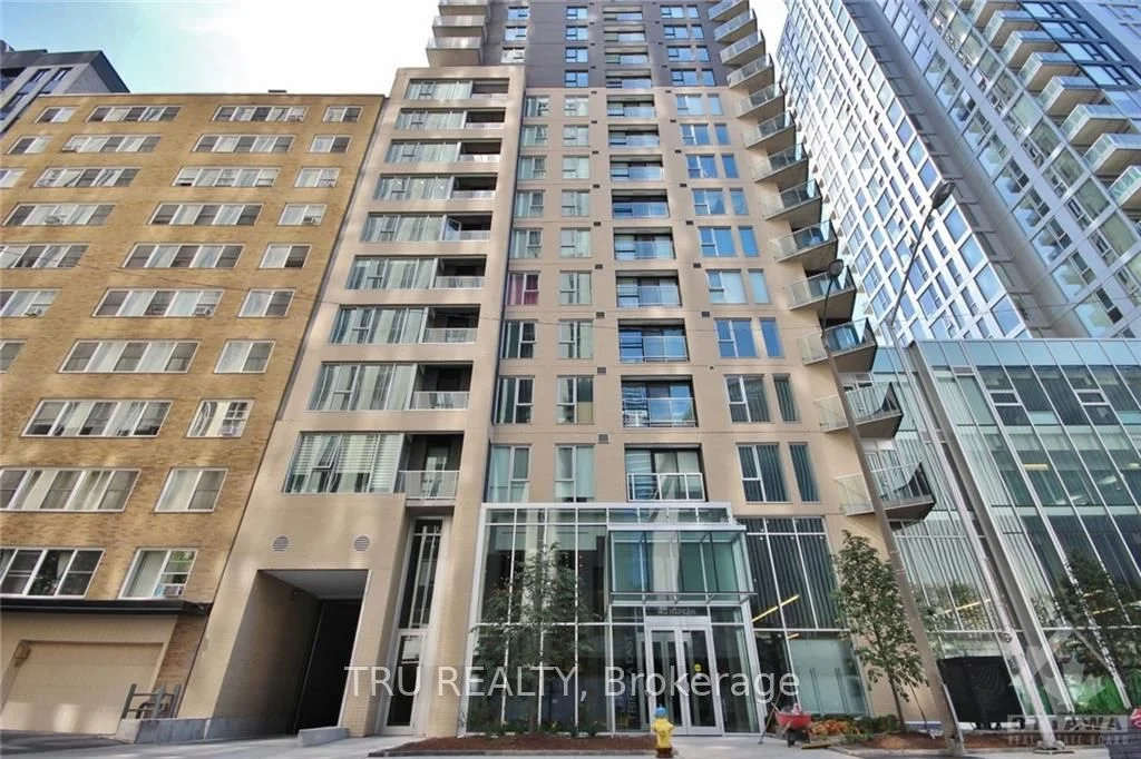 40 Nepean Street 1404, Ottawa Centre, On K2p 0x5