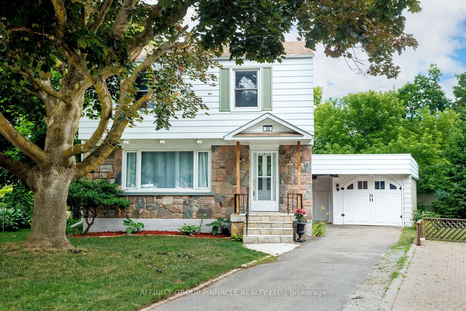 22 Sunset Court, Kawartha Lakes, ON K9V 2S1