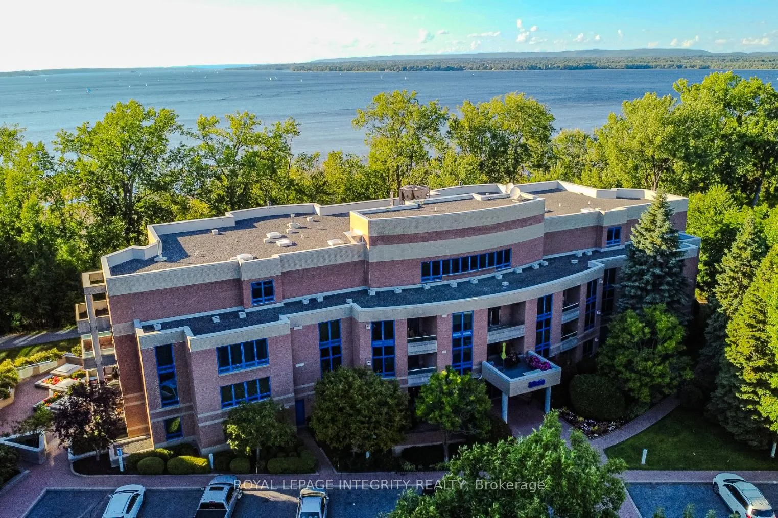 3099 Carling Avenue 203, Crystal Bay - Rocky Point - Bayshore, On K2h 5a6