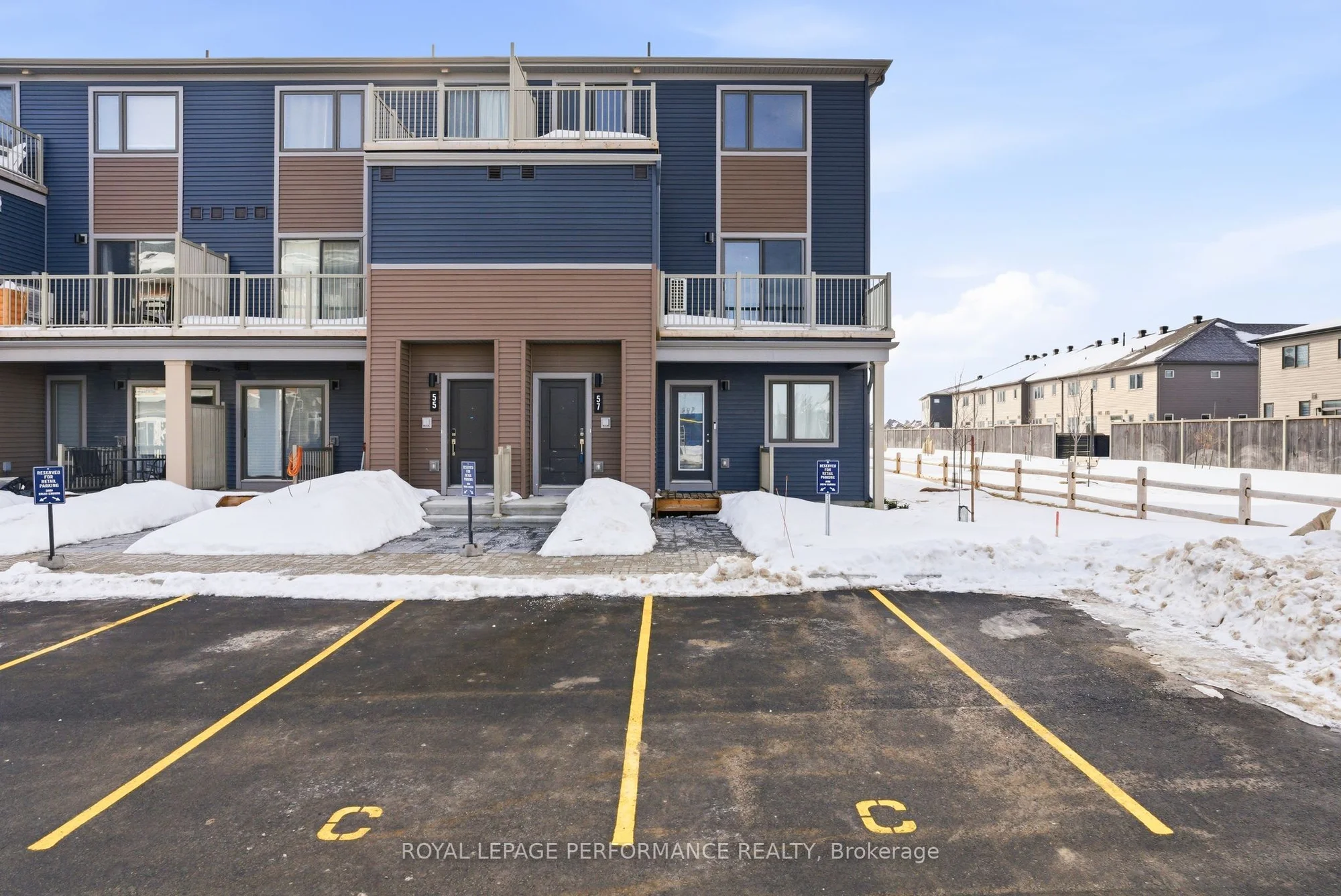 57 Dashing Private, Orleans - Cumberland and Area, ON K4A 5S7