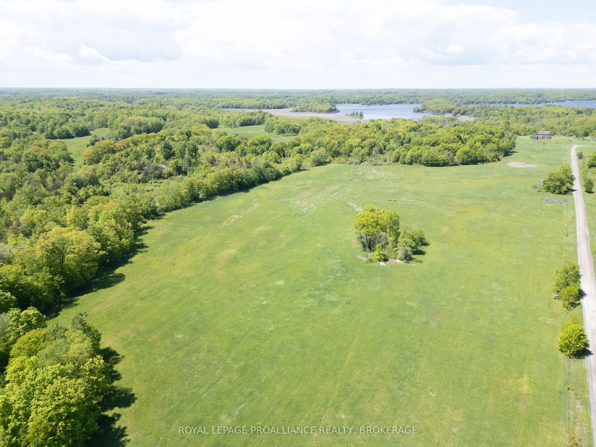LOT 18 Gananoque Lake Road, Front of Leeds & Seeleys Bay, ON K7G 2V4