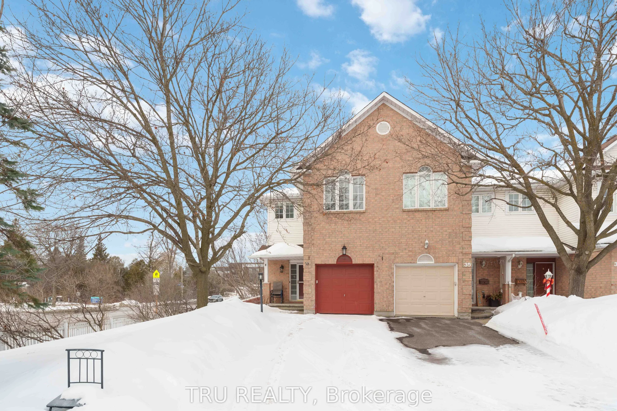 37 Riverbank Court, Stittsville - Munster - Richmond, On K2s 1v7