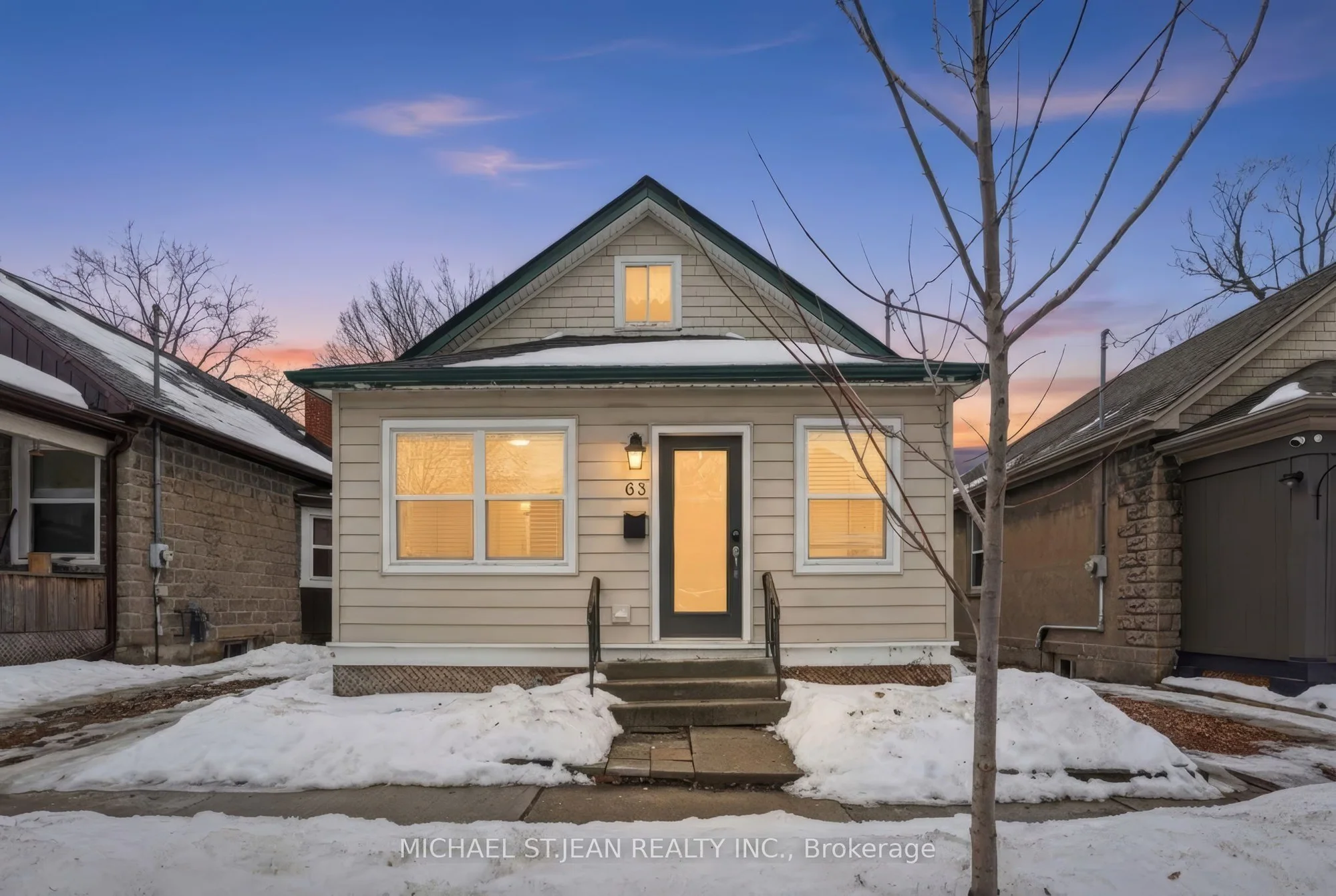 63 Woodland Avenue, St. Catharines, ON L2R 5R4