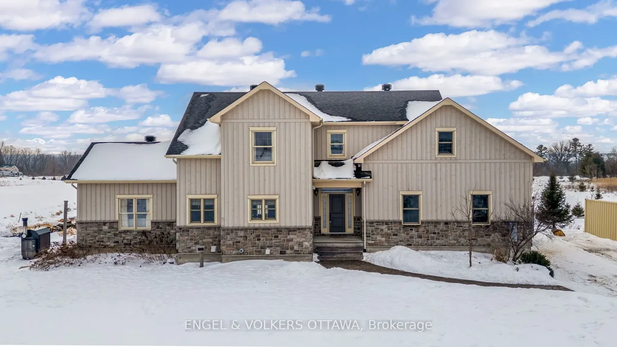 5165 Canon Smith Drive, Carp - Dunrobin - Huntley - Fitzroy and Area, ON K0A 1X0