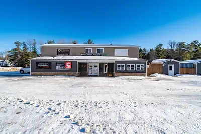 2551 Petawawa Boulevard, Petawawa, On K8h 1y6