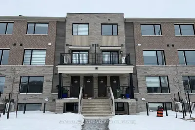 1217 Creekway Private, Kanata, ON K2T 0R8
