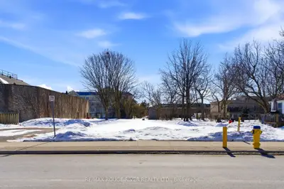 93 Albert Street, Cobourg, On K9a 2p9
