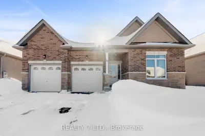 31 Hillcroft Way, Kawartha Lakes, On K0m 1a0