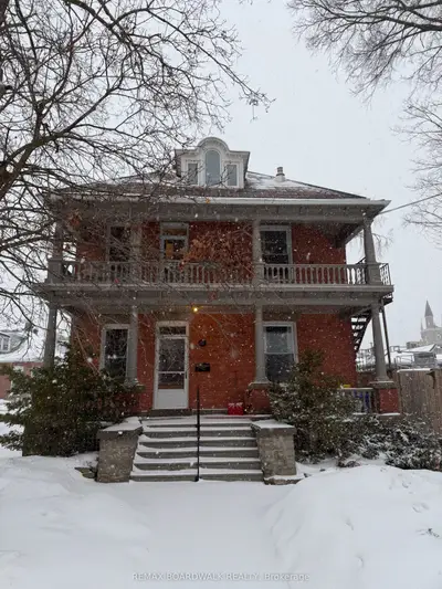 11 Lake Avenue W Ground Floor Office, Carleton Place, On K7c 1m1