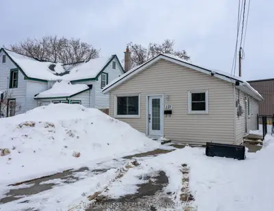 559 Macdonnell Street, Kingston, On K7k 4w9