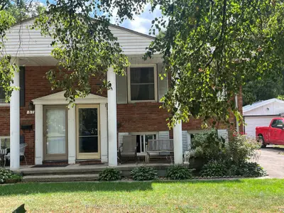89 Cecilia Avenue, London East, ON N5Y 3Z9