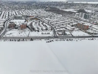 1 Crystal Park Crescent, Carlington - Central Park, On K2c 3z8