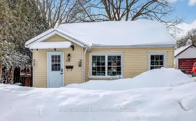 90 Hope Street S, Port Hope, ON L1A 2N1