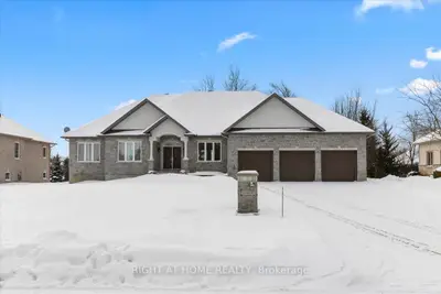 6833 Suncrest Drive, Greely - Metcalfe - Osgoode - Vernon And Area, On K4p 0b2