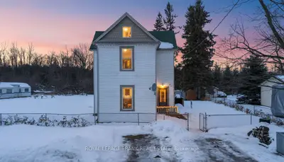 20 Richmond Street W, Kawartha Lakes, On K0m 2b0